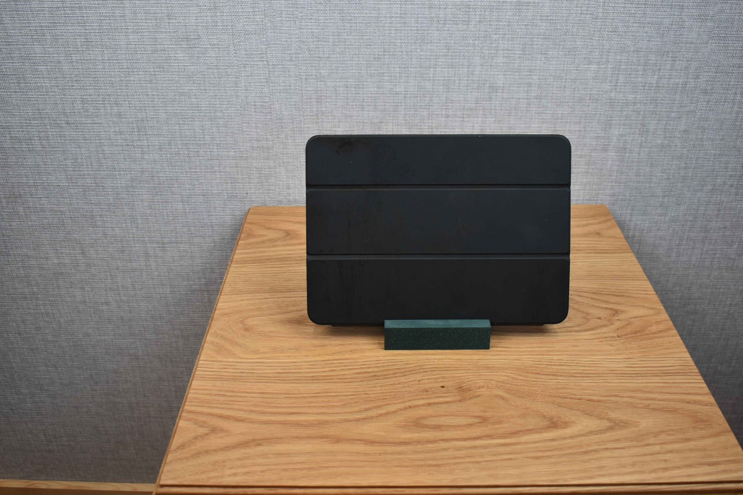 Green Sparkle Tablet Stand 3d Printed