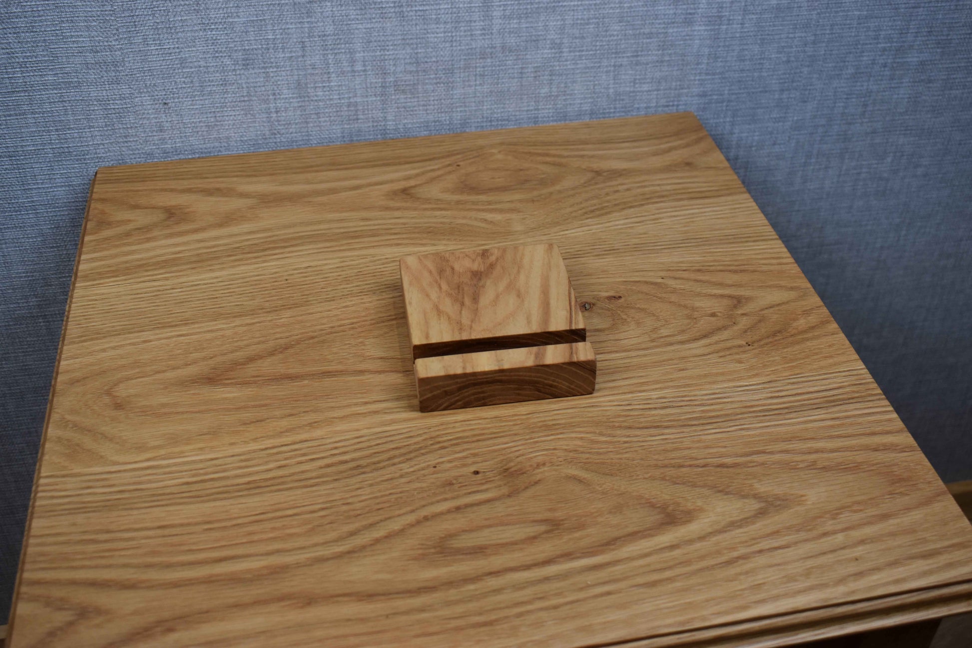 Oak Tablet Stand