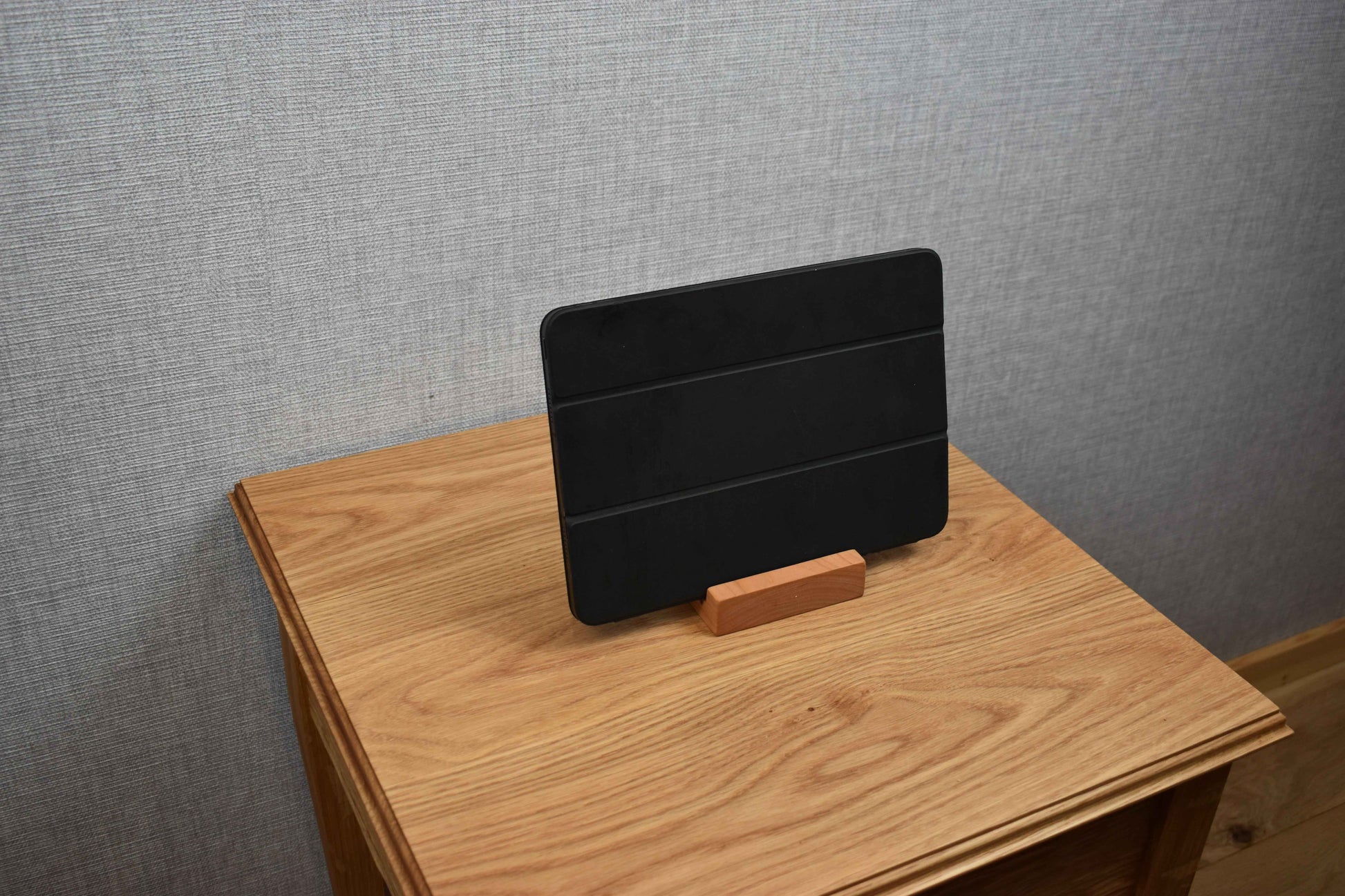 Cherry Tablet Stand