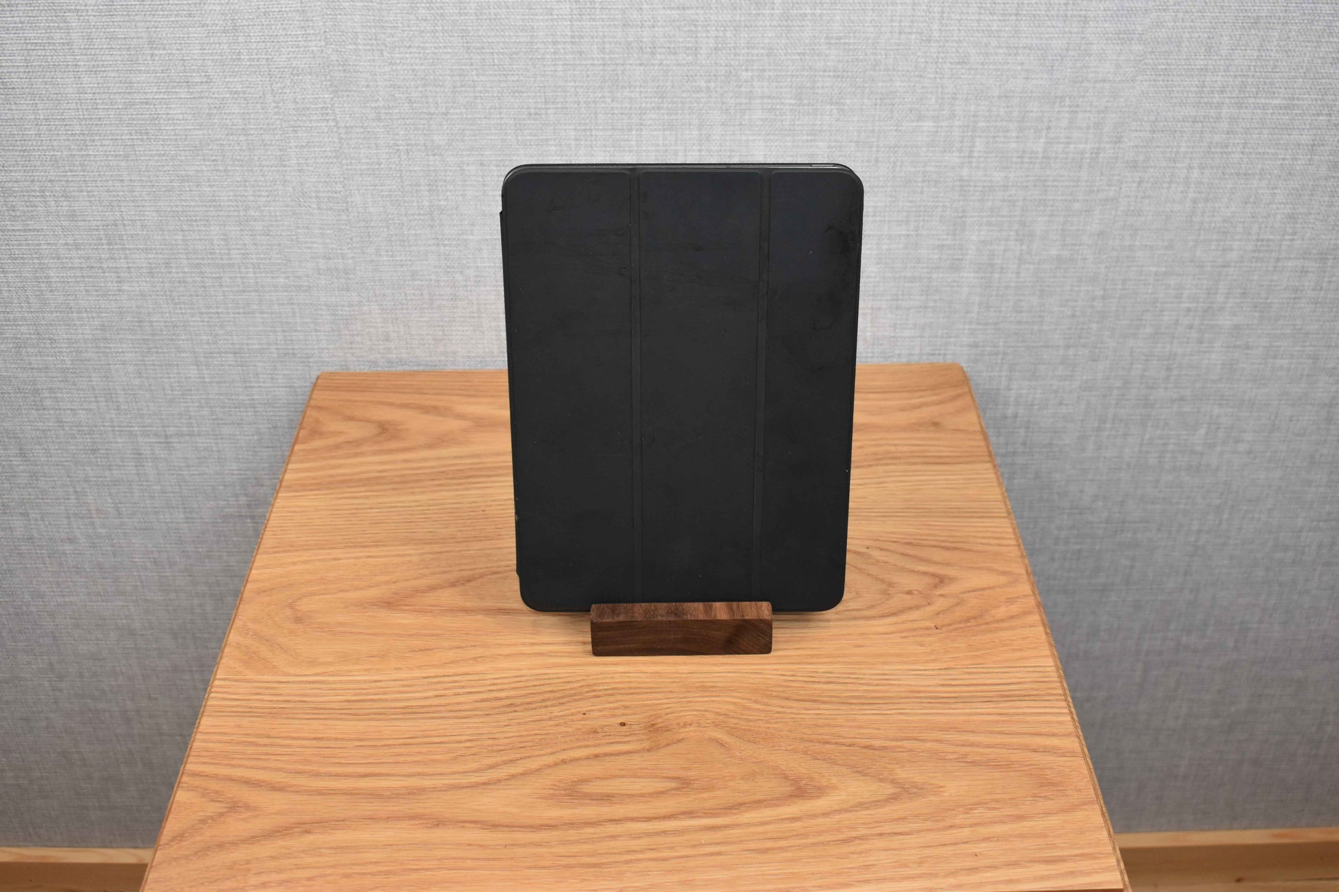 Walnut Tablet Stand
